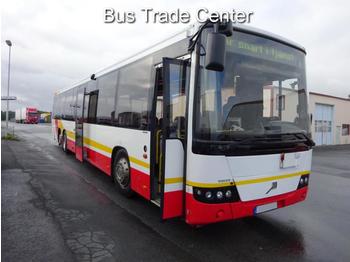 Prímestský autobus Volvo CARRUS 8700 B12 BLE EURO 5: obrázok 1