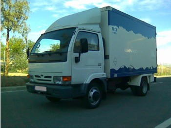 Nissan Cabstar TL 45.2 - Chladirenské nákladné vozidlo