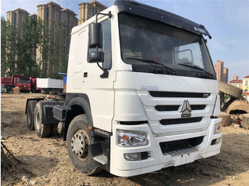 Valníkový/ Plošinový nákladný automobil na prepravu sypký materiál Sinotruk sinotruk trucks: obrázok 1