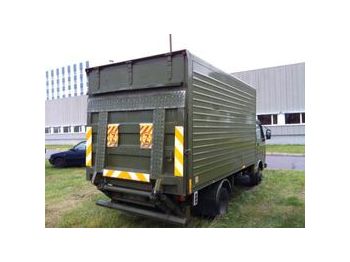 VOLKSWAGEN LT TRANSPORTER ARMY TRUCK
 - Skříňový nákladní auto