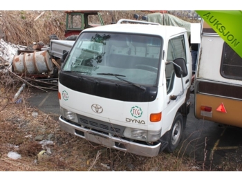 Toyota Dyna 100 - Valníkový/ Plošinový nákladný automobil