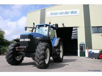 New Holland/Ford TM175 - Traktor