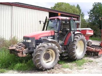New Holland M 160 - Traktor