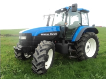 New Holland TM 125 - Traktor