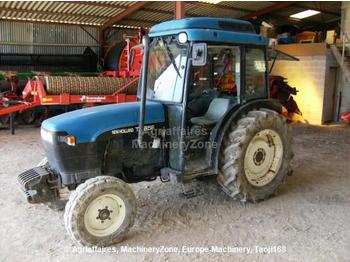 New Holland TNF65 - Traktor