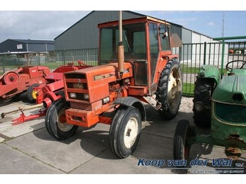 Renault 651 - Traktor
